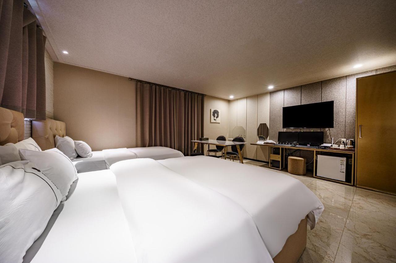 Sillim Hotel Urban Seúl Habitación foto